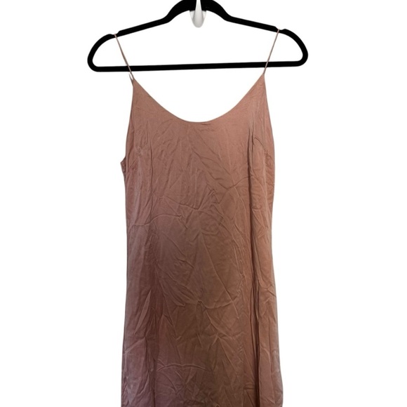 Alice + Olivia Elza Dress in Rose Tan - Picture 4 of 9